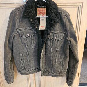 Levi's black denim jacket NWT size L